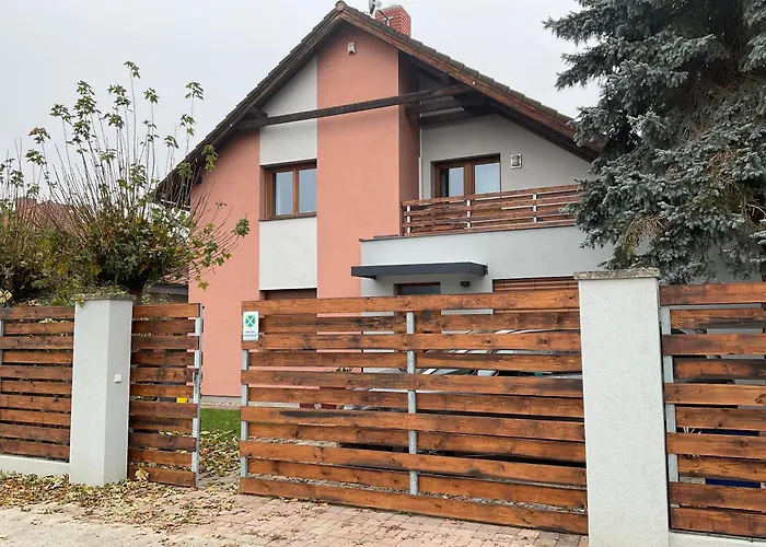 U Lesa * Nové Jirny