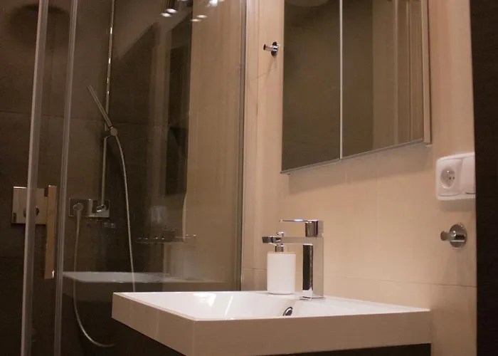 U Lesa * Nové Jirny